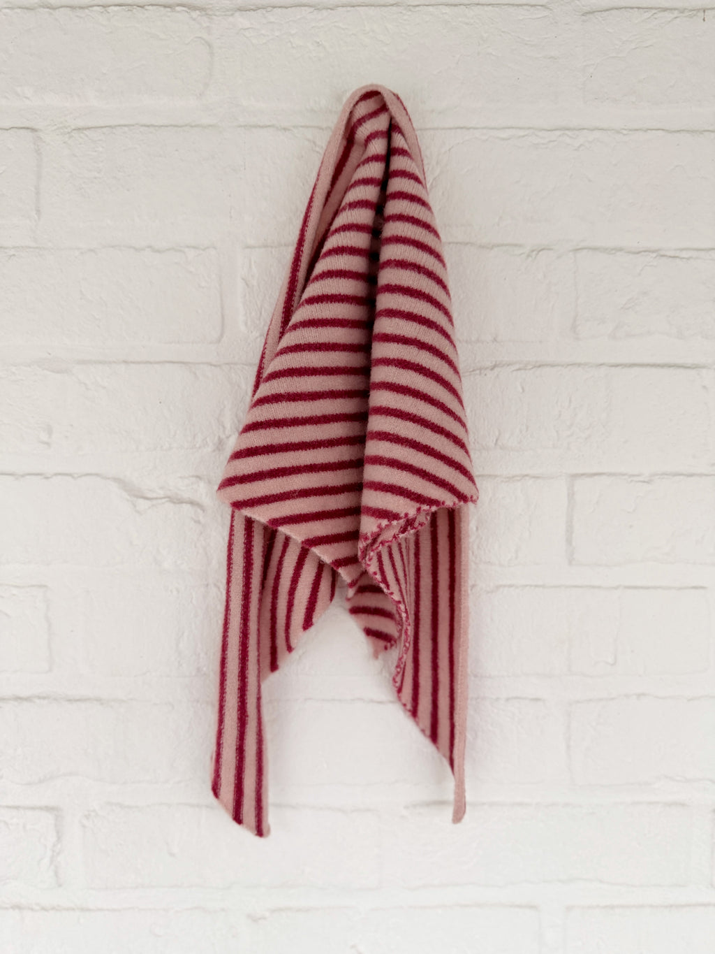 Stripy scarf - pink and red