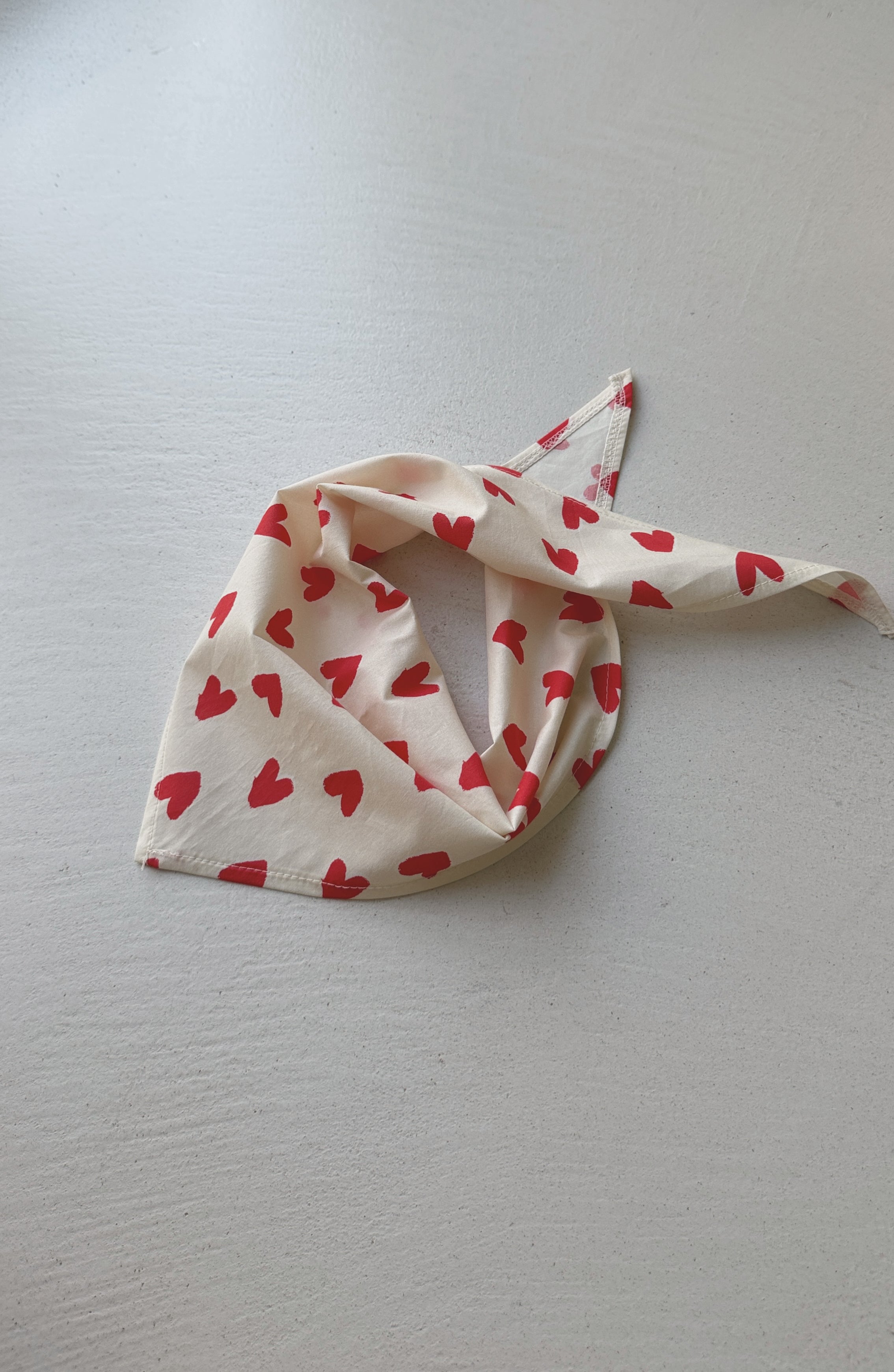 Foulard Lisa - écru à coeurs