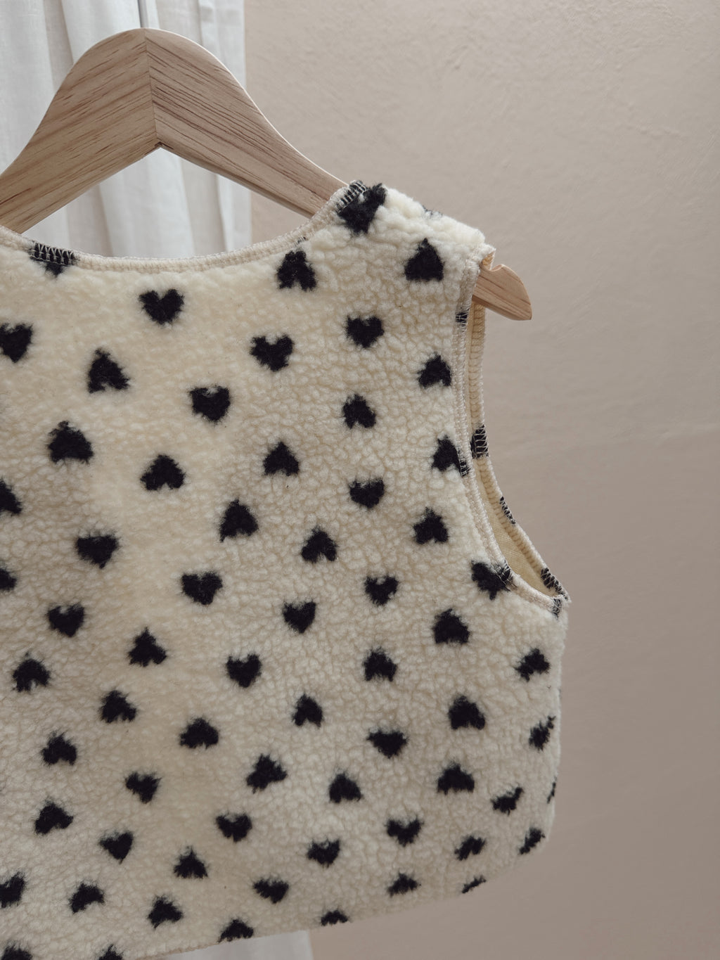 Gilet Flo - écru à motif coeur