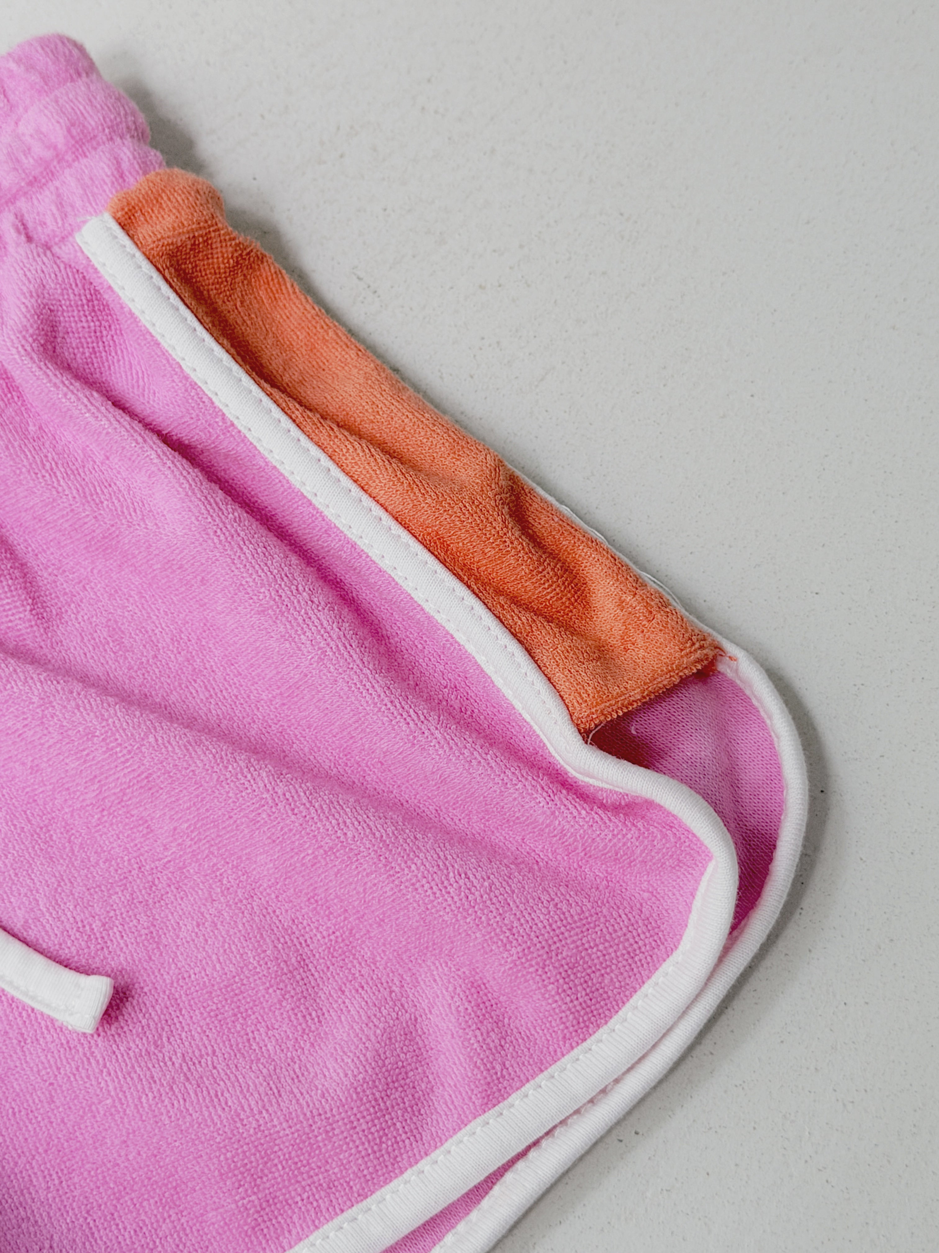 Lyvia shorts - pink and orange