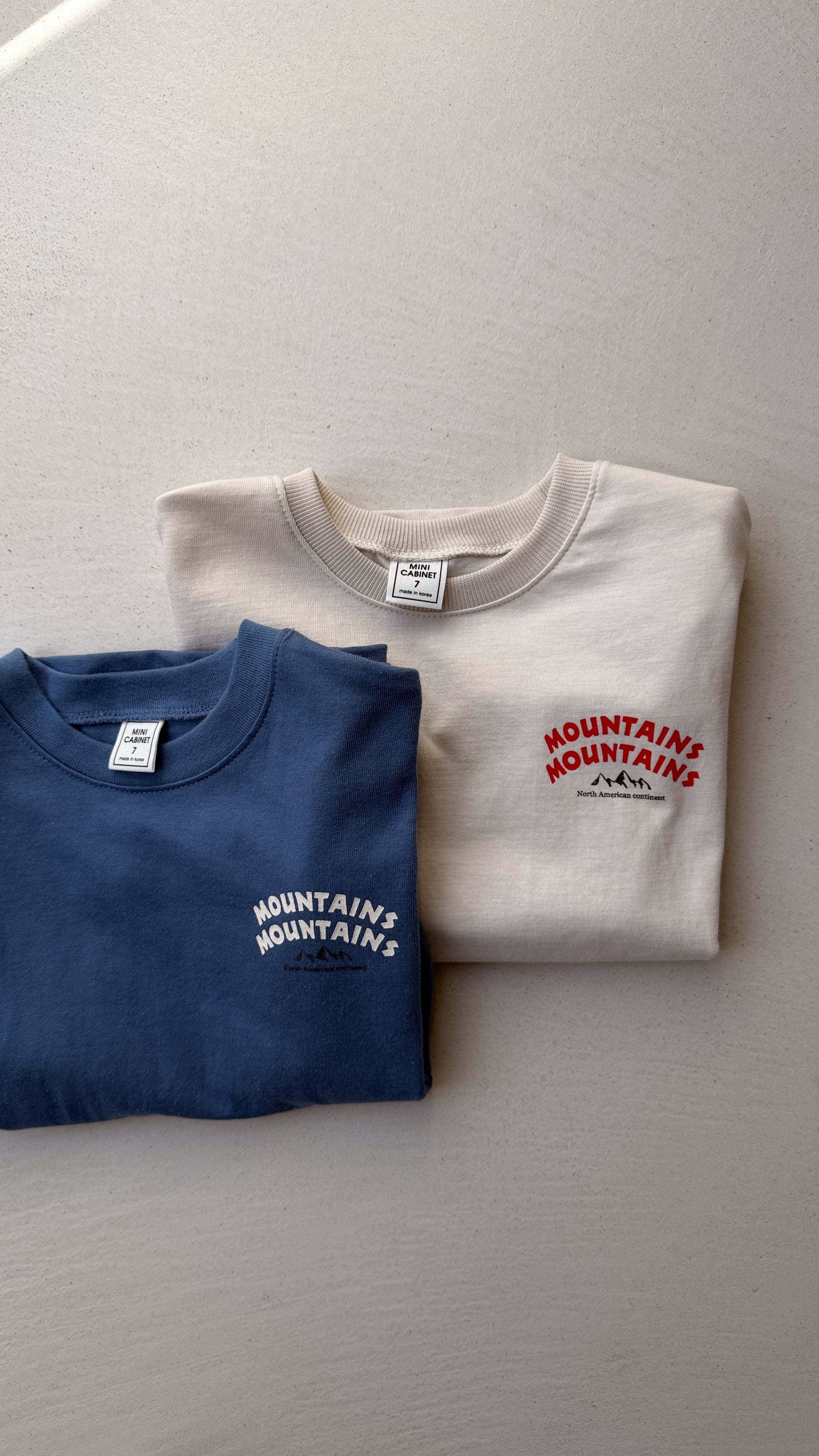 T-shirt Mountain - bleu