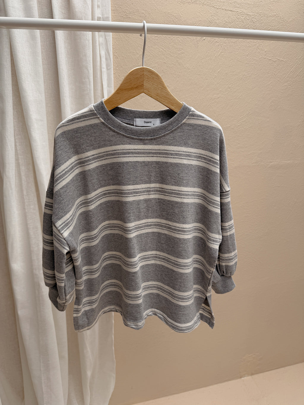 T-shirt Romain - gris à lignes