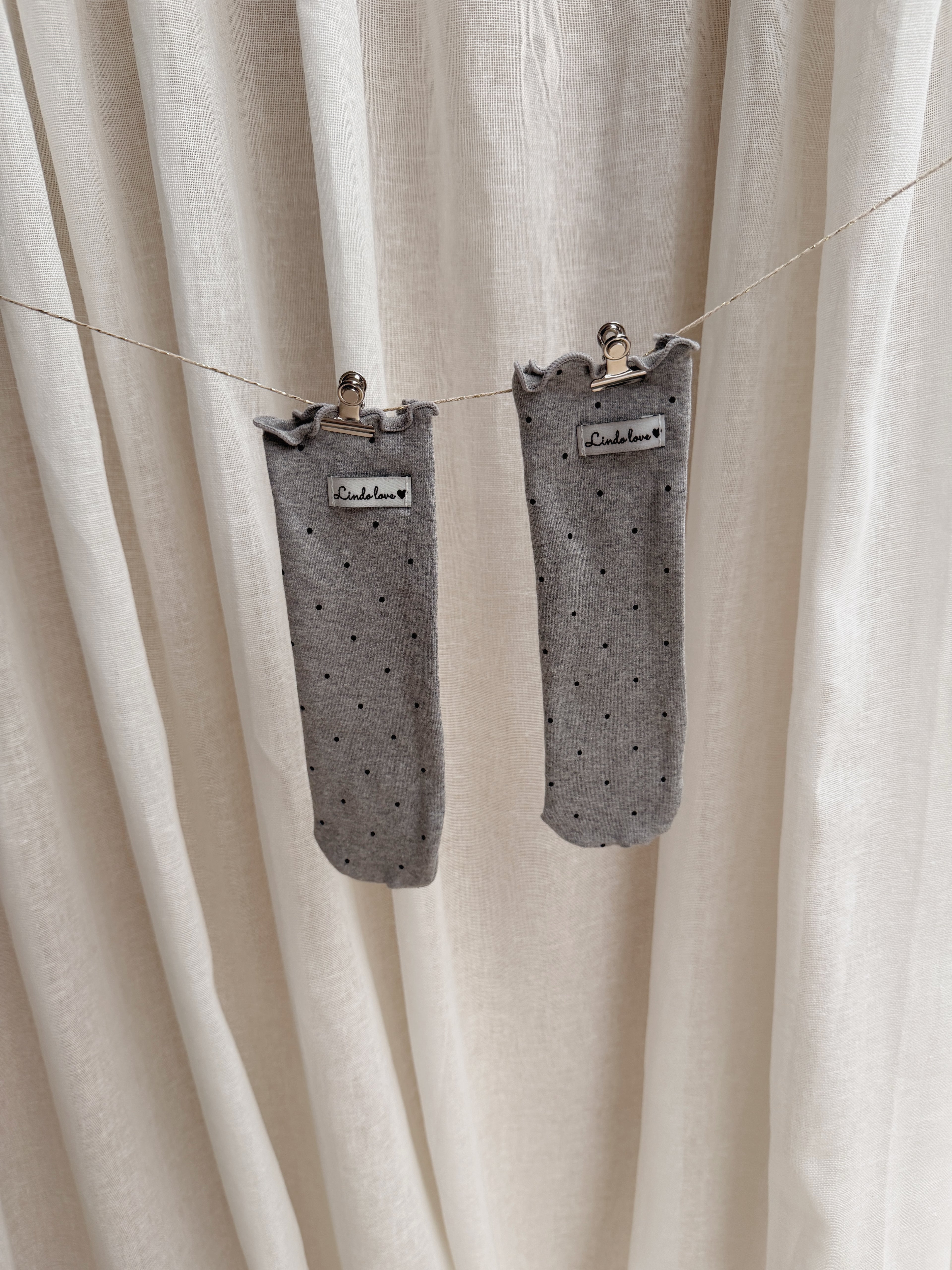 Chaussettes Lison - grises à pois