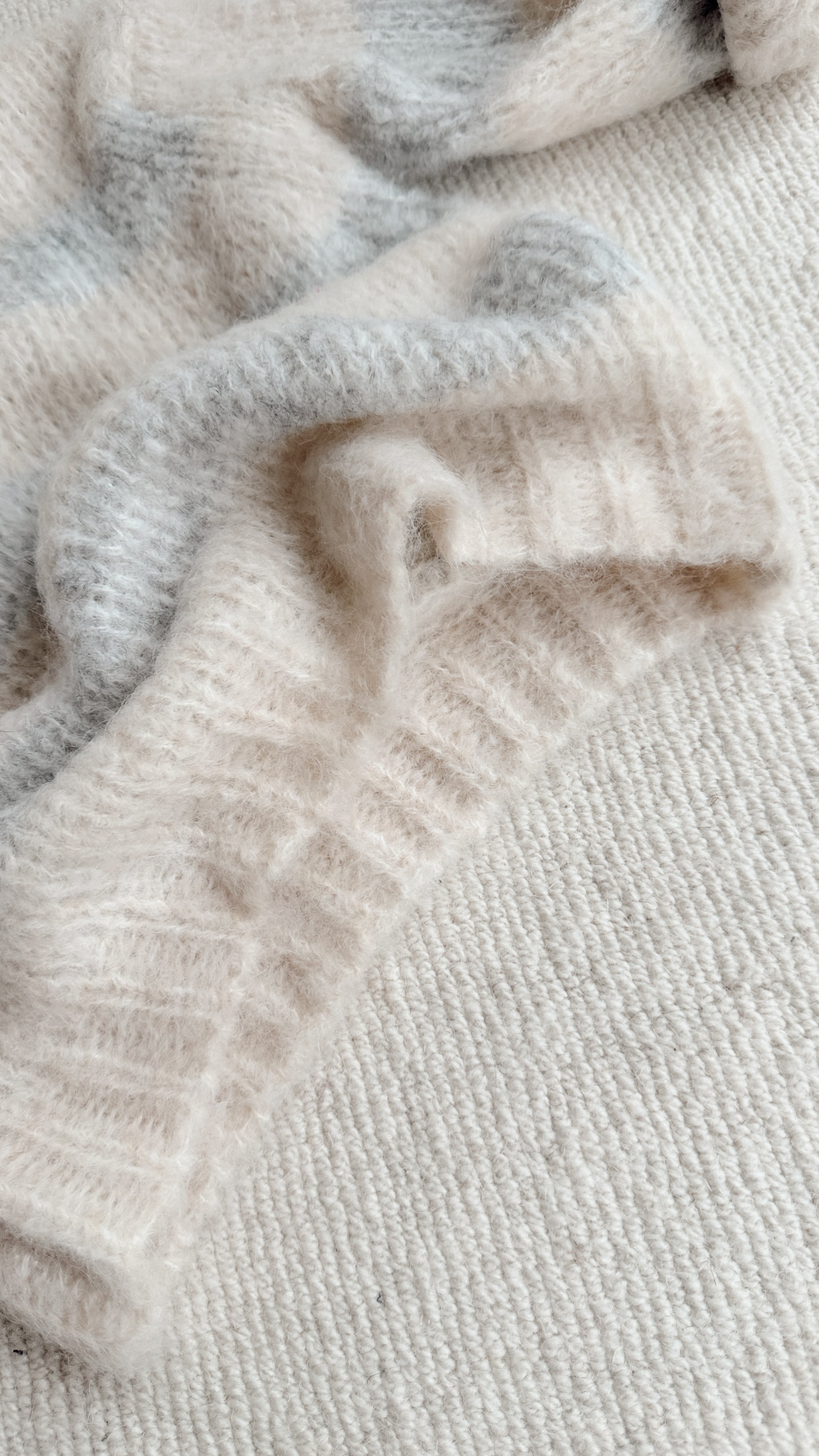 Pull Basile - écru et gris