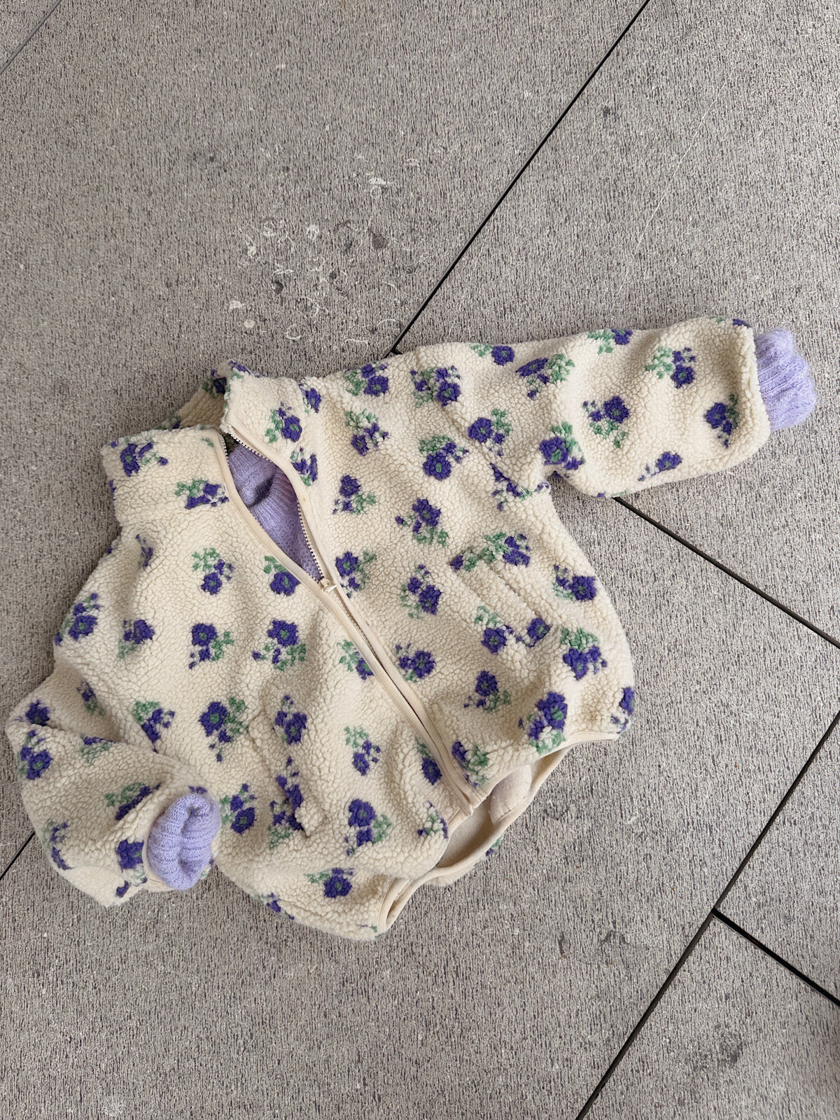 Veste Louisa - écru à fleurs mauve