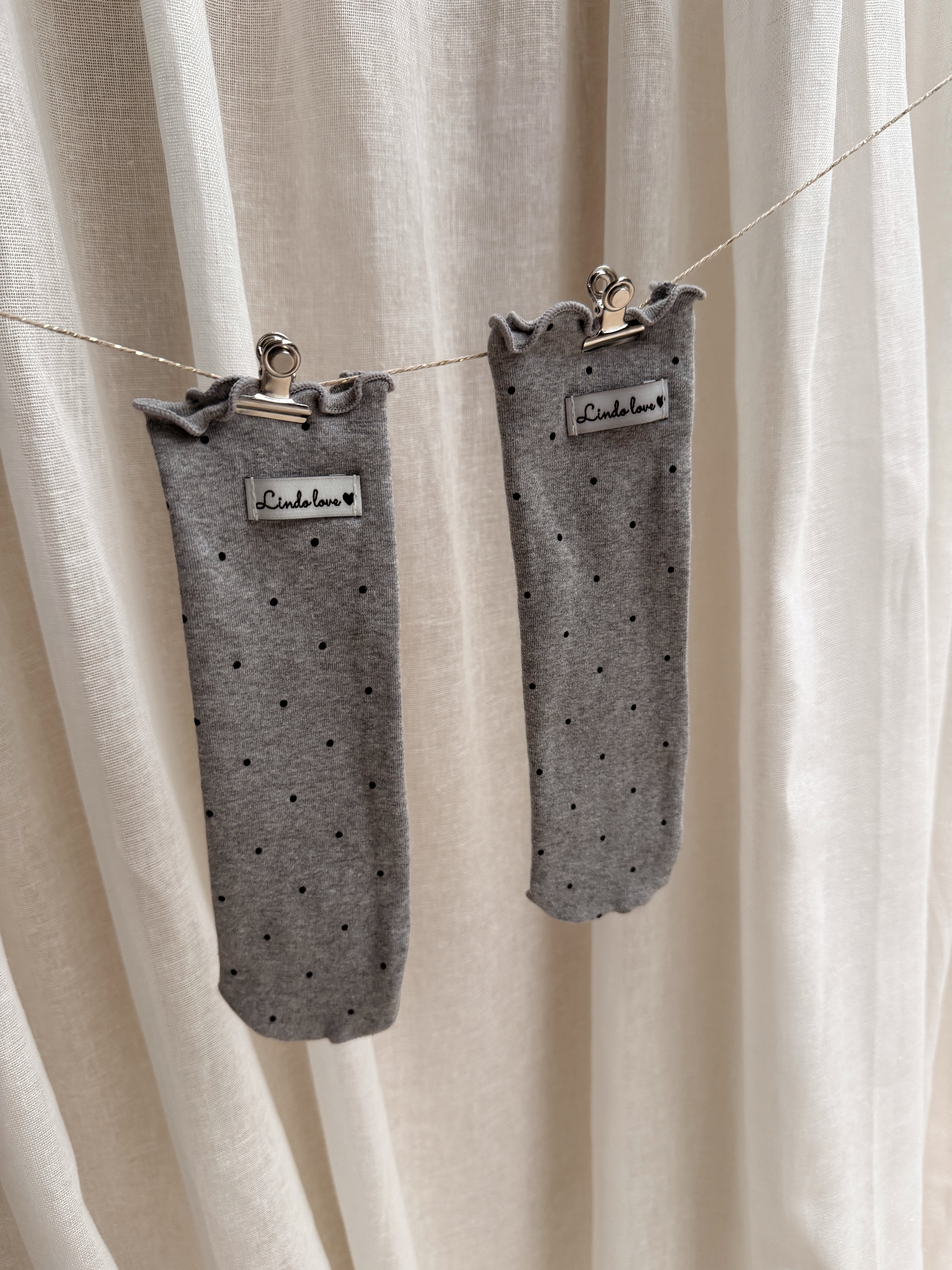 Chaussettes Lison - grises à pois