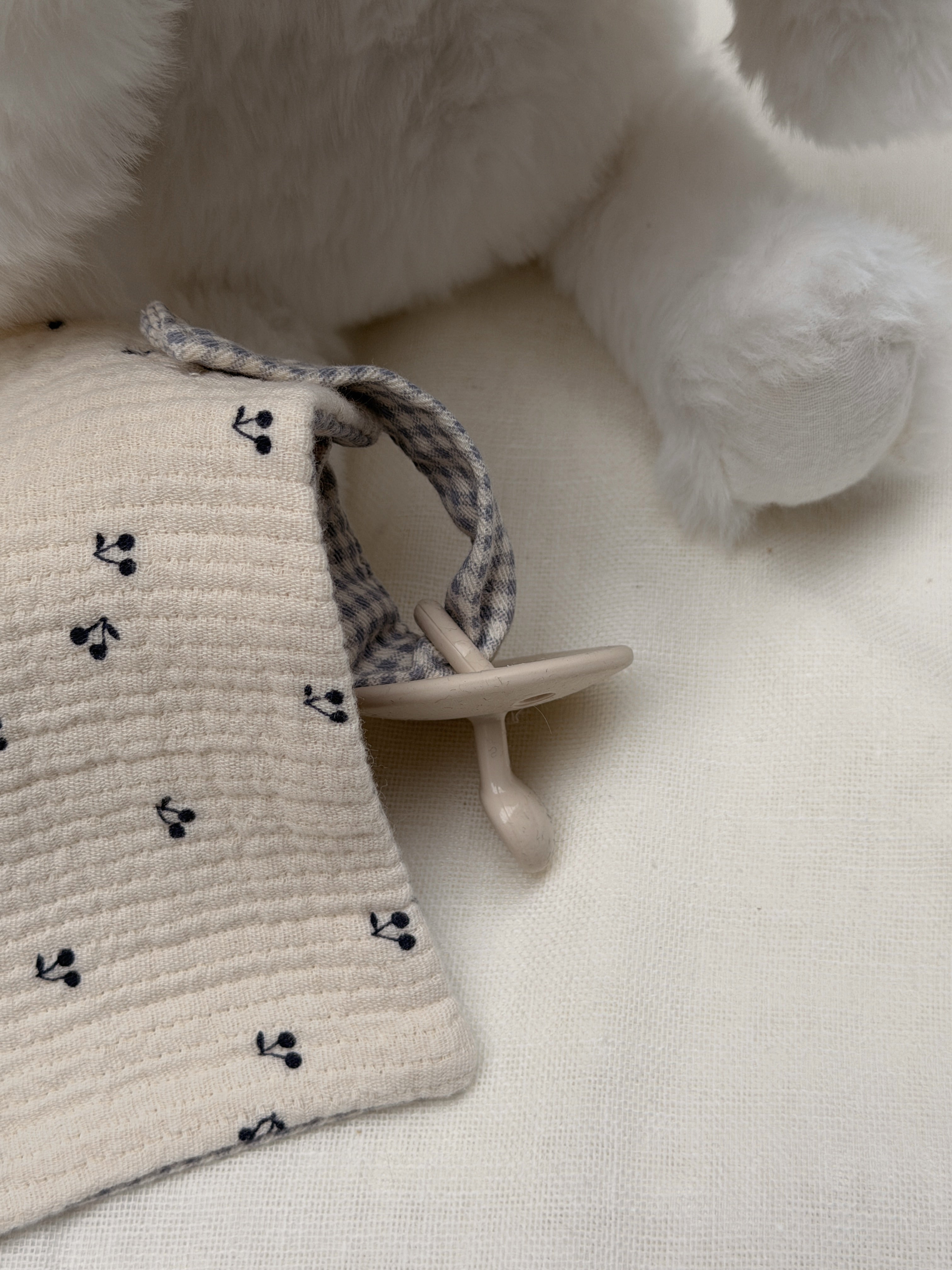 Attache tétine - bleu à motifs