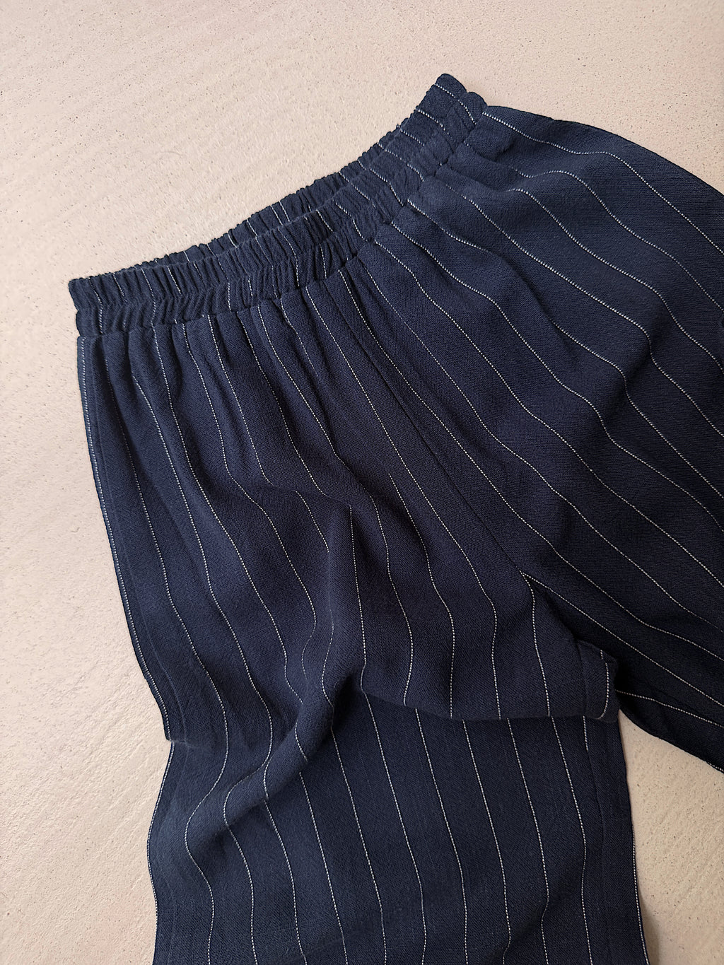 Pantalon Stella - bleu marine à lignes